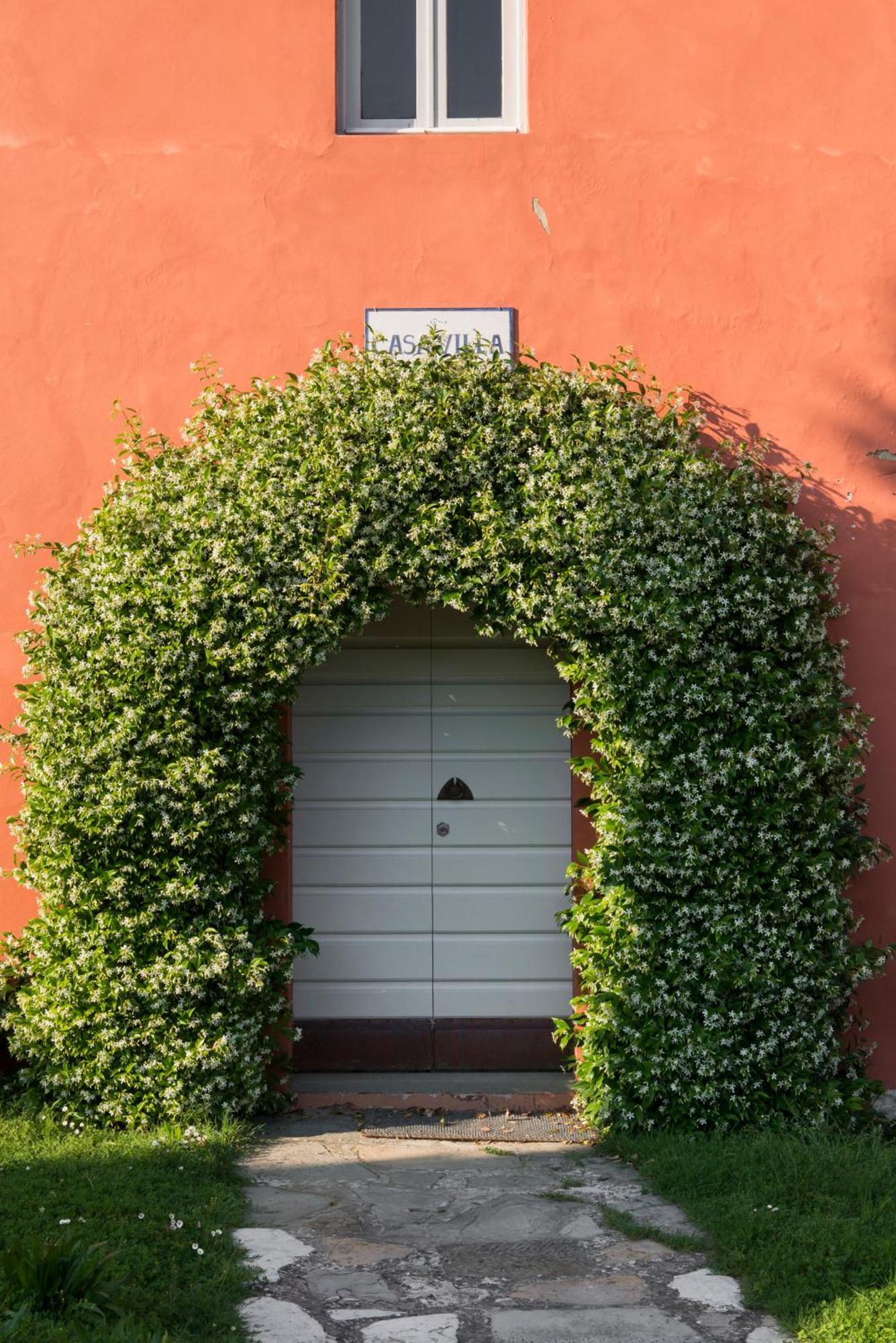 Casavilla Rentals By Torre A Cona Rignano sullʼArno Exteriör bild